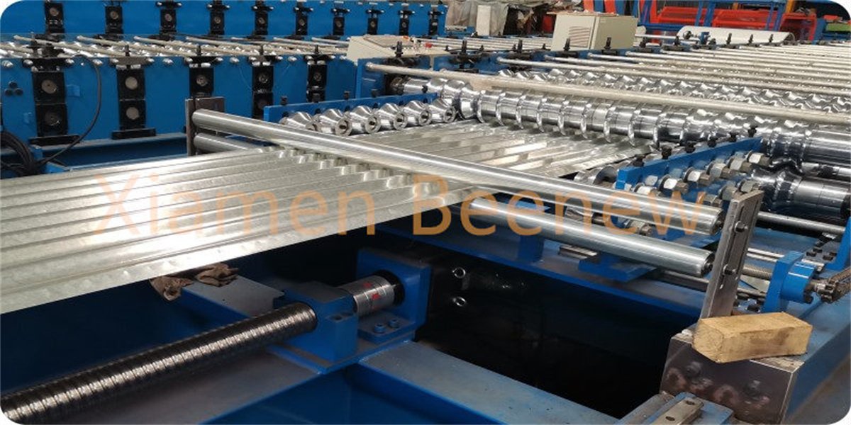 Metal Roofing Roll Forming Machine