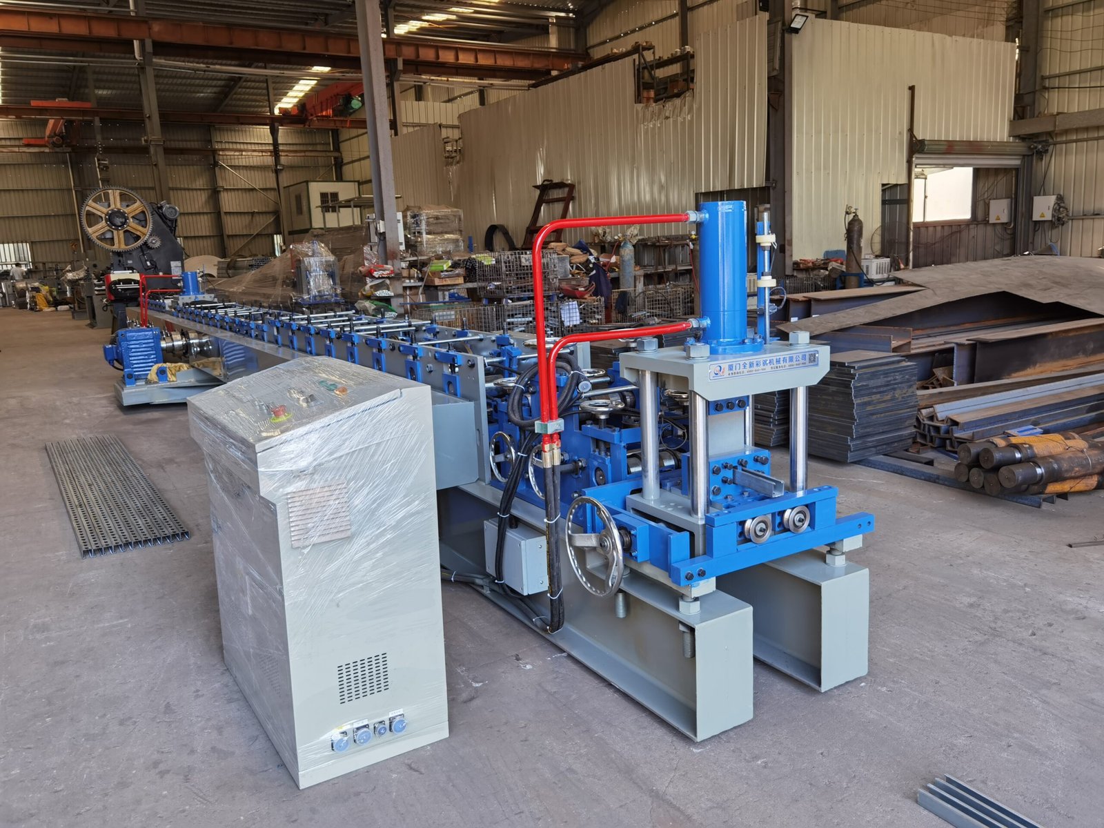 strut channel roll forming machine